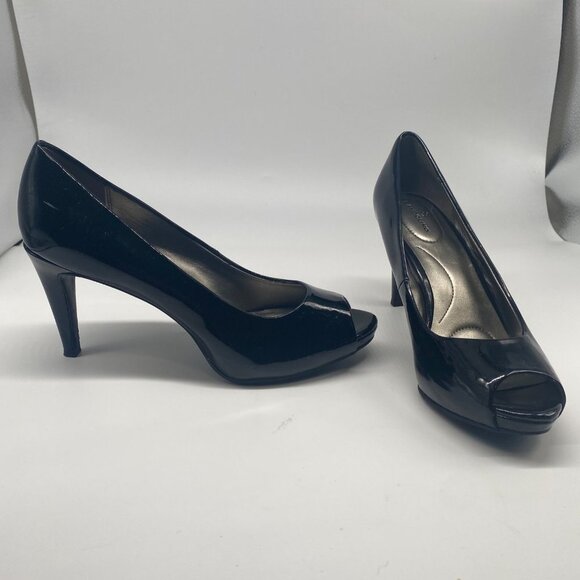 Bandolino Women’s Peep Toe Heels Pumps Patent Leather Black Size 8.5 M - Picture 14 of 15